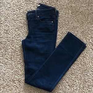 Levi’s 712 slim fit jeans